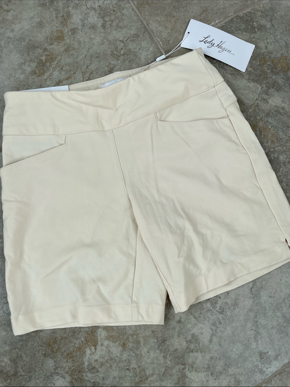 Lady Hagen Cream Mid-Rise  Golf Shorts